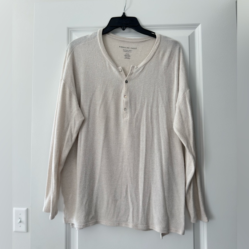American Eagle Super Soft Standard Fit Henley Top